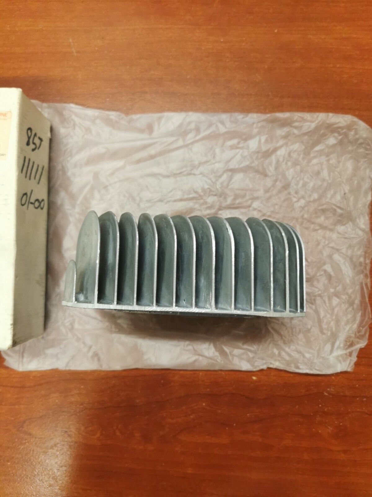 NOS Yamaha 1989 1990 ET400 CYLINDER HEAD 1 85T-11111-01-00 Y87