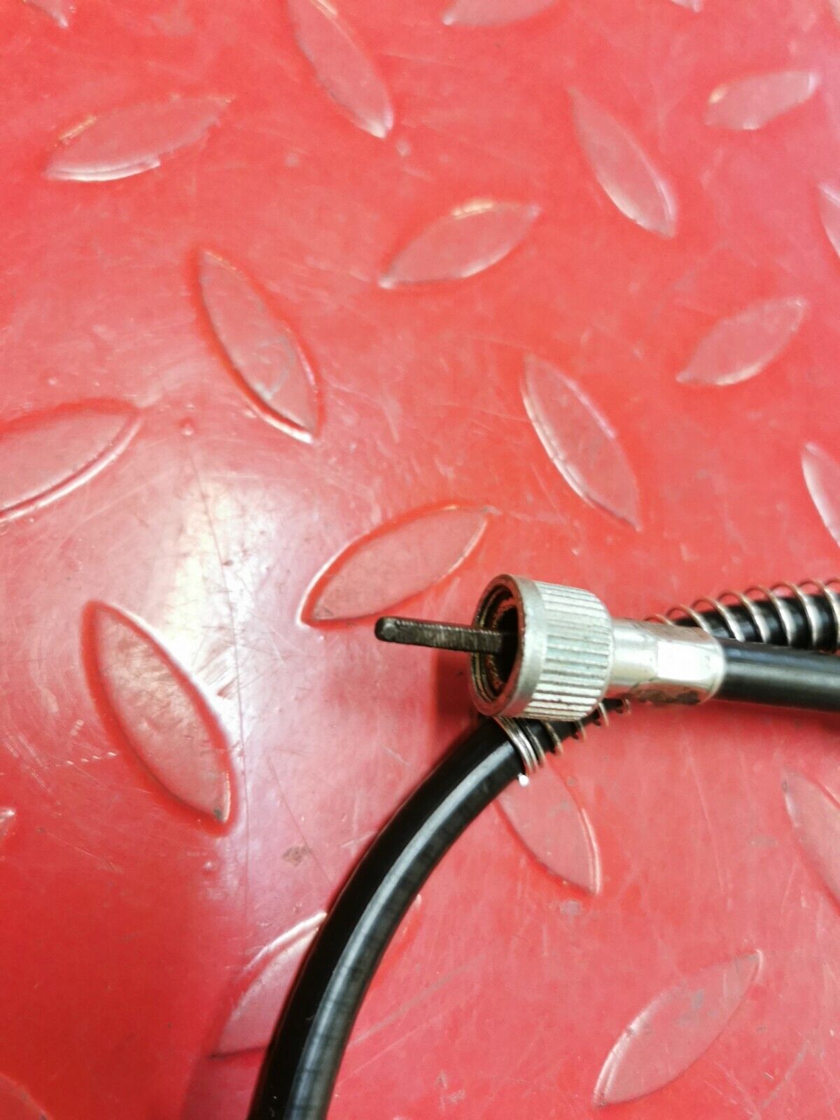 NOS Yamaha 1980 - 1981 XS850 TACHOMETER CABLE ASSY 3j3-83560-00-00 Y41