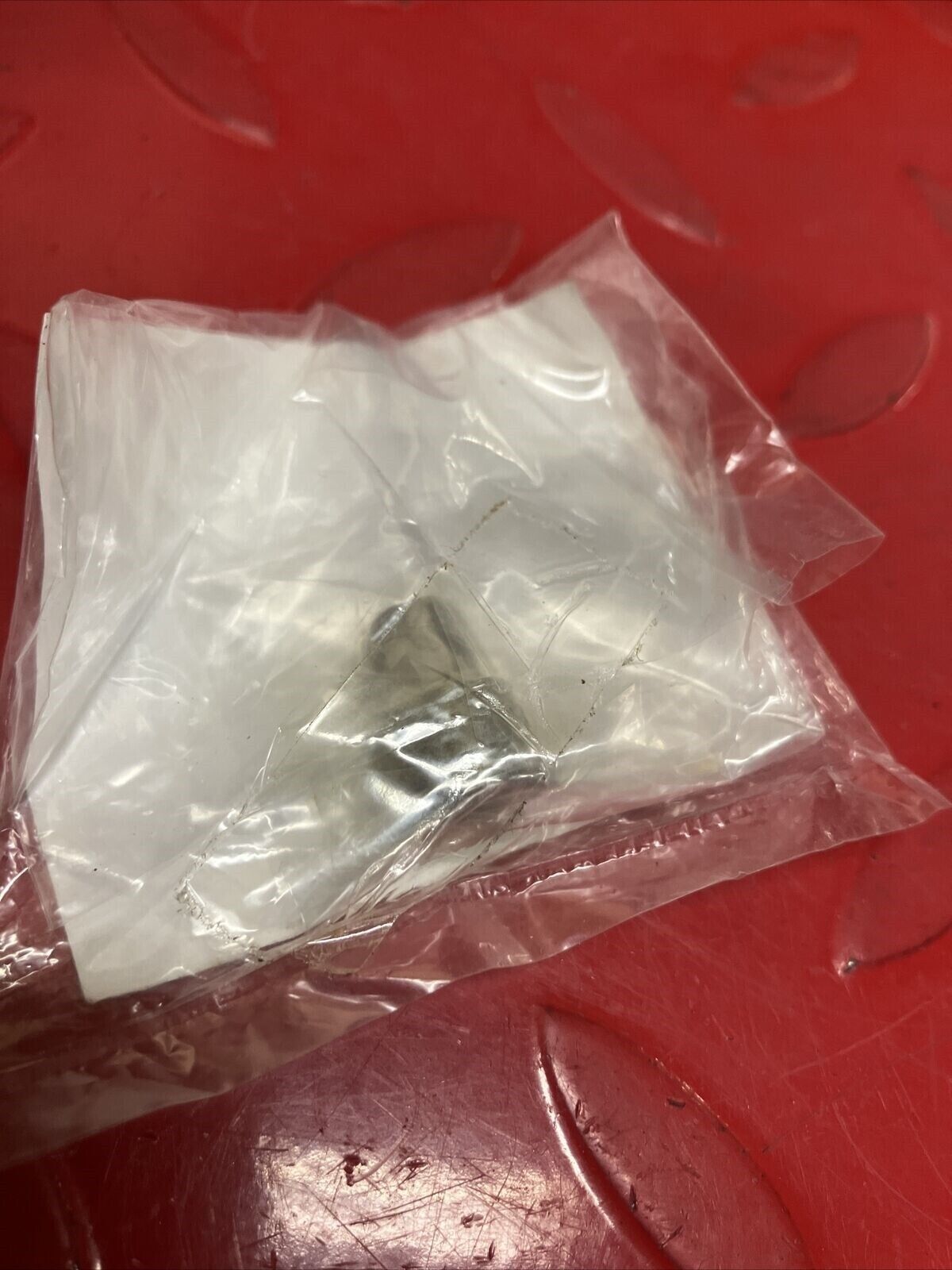 NOS KAWASAKI ROLLER 92122-1209 K15