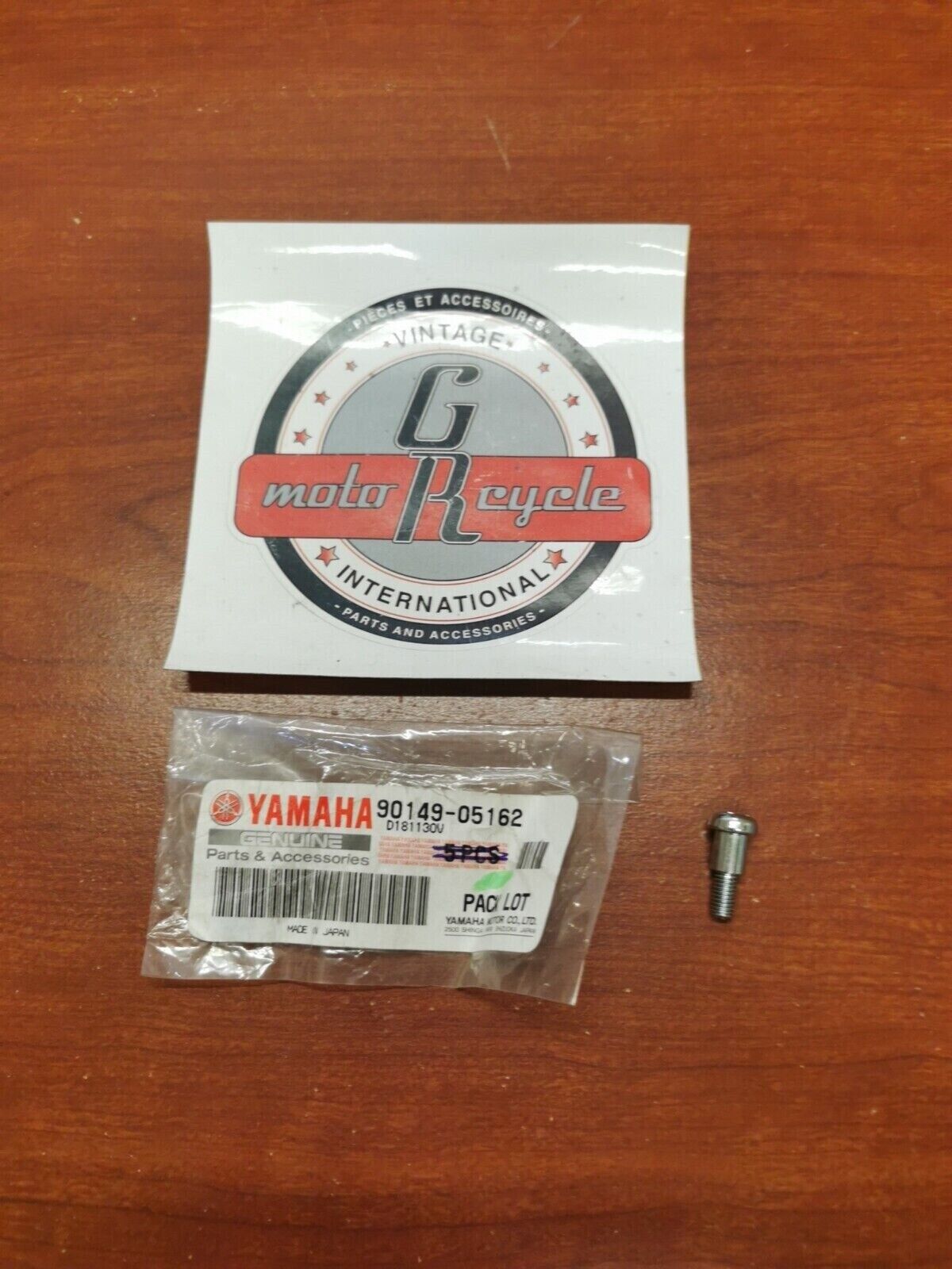 NOS Yamaha PW50 YZ450 YZ250 WR450 WR250 SCREW 90149-05162-00 Y82