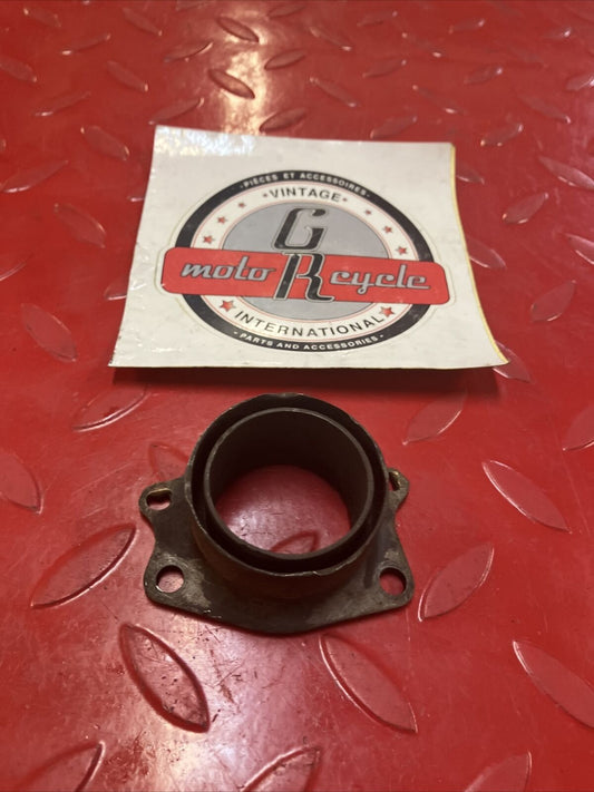 Suzuki RM125 1982 exhaust manifold pipe header flange holder 1981 1983 2