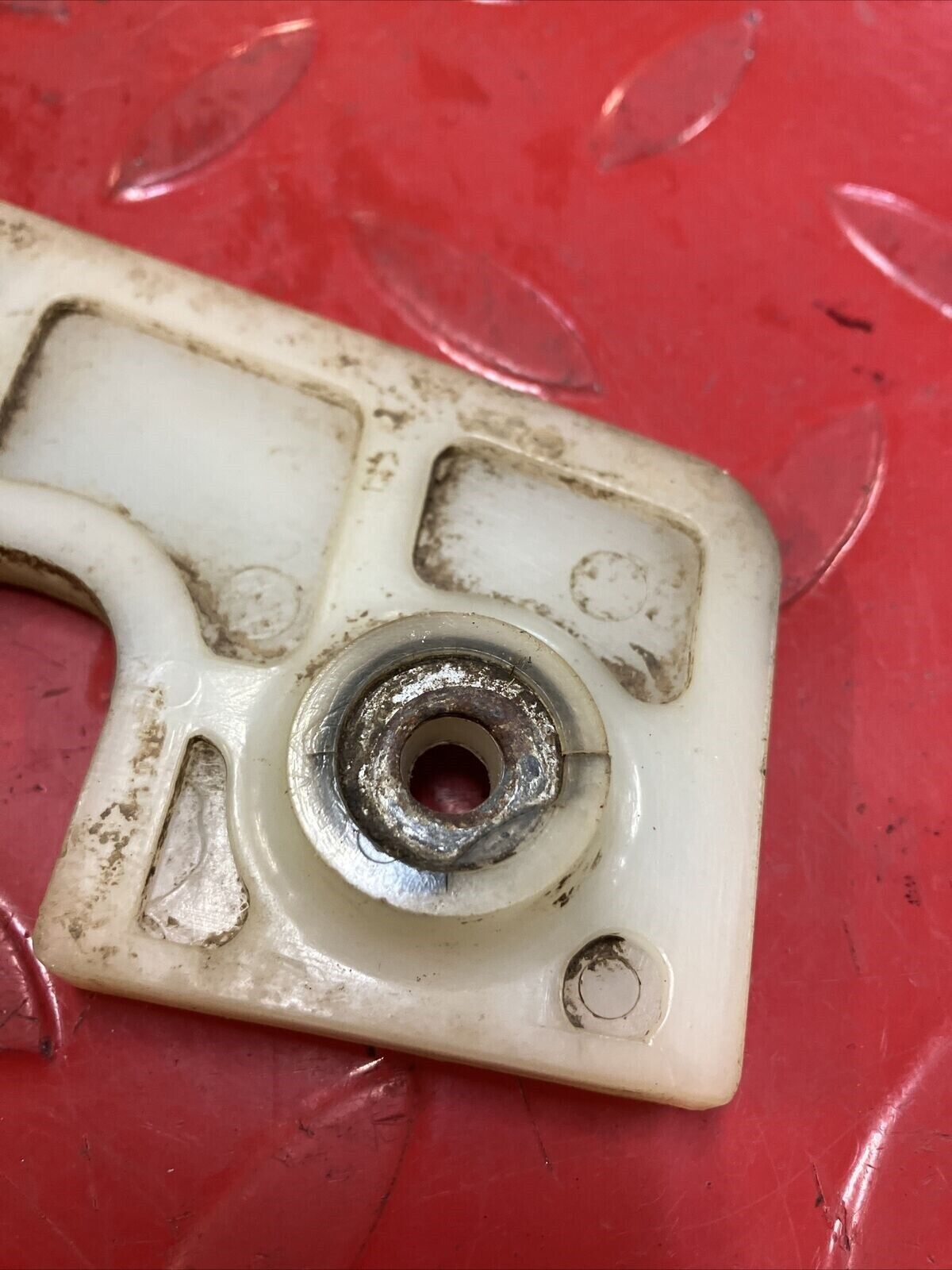 Honda CR250R 1984 swingarm drive chain splash mud guard CR125R CR500R