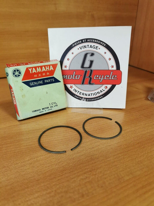 NOS YAMAHA   PISTON RING SET STD 598-11601-00-00 Y48