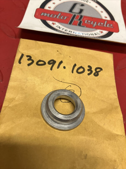 NOS KAWASAKI KX80 KDX80 CLUTCH PUSHER HOLDER 13091-1038  K18