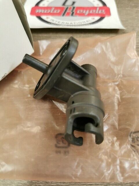 NOS HONDA OUTBOARD 7.5HP B75K3 BF75Z JOINT A FUEL CONSENT 16951-935-006 H85