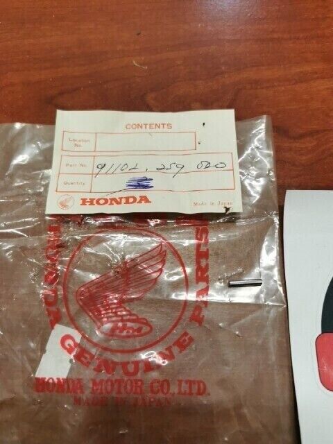 NOS Honda C72 CONNECTING ROD ROLLER 91102-259-000 H69