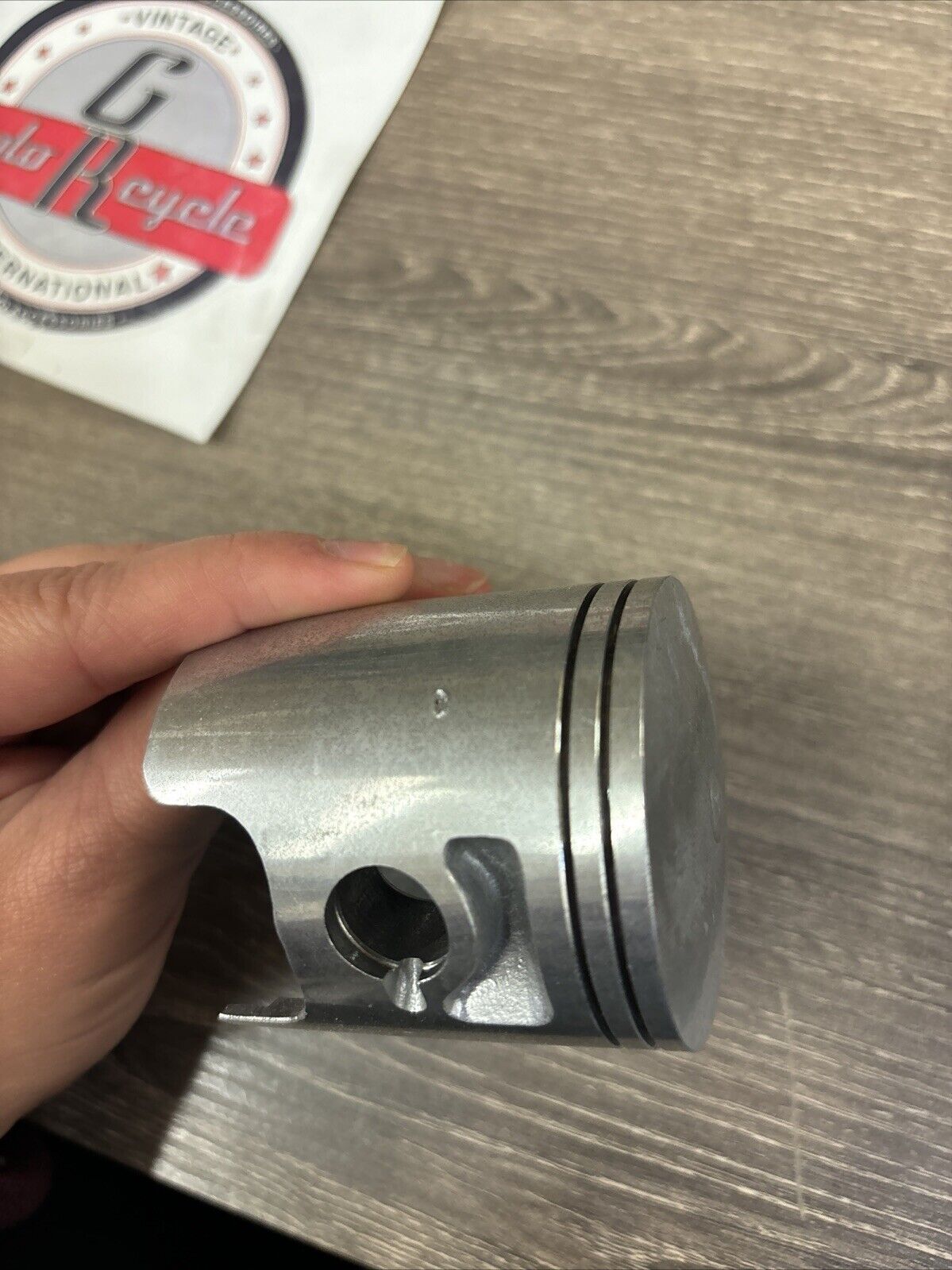 NOS Honda 1980 1981 CR125R PISTON STD 13101-KA3-000 HAS A SMALL NICK H136