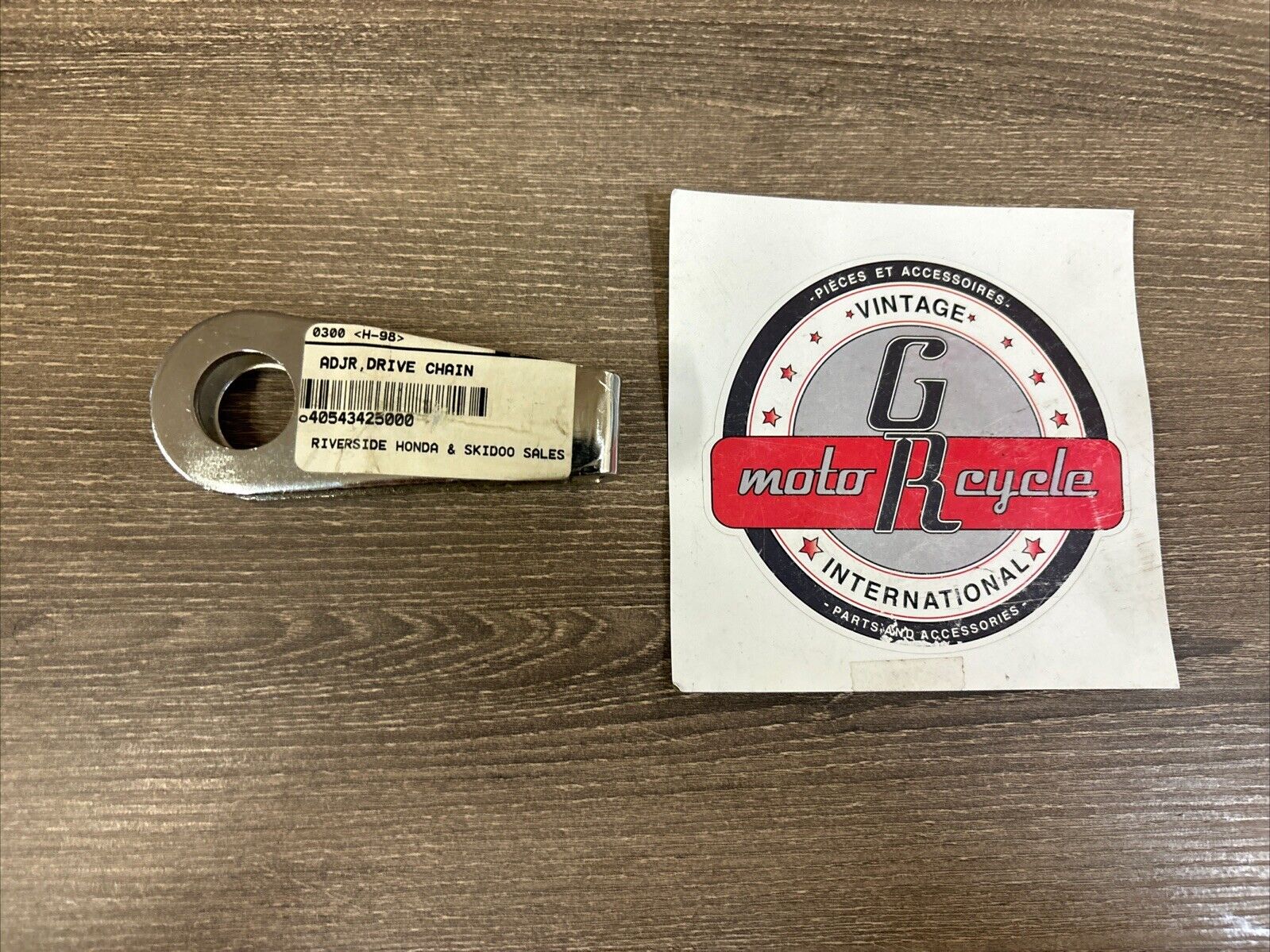 NOS Honda CB650 C P CB750 C K L P DRIVE CHAIN ADJUSTER 40543-425-000 H127