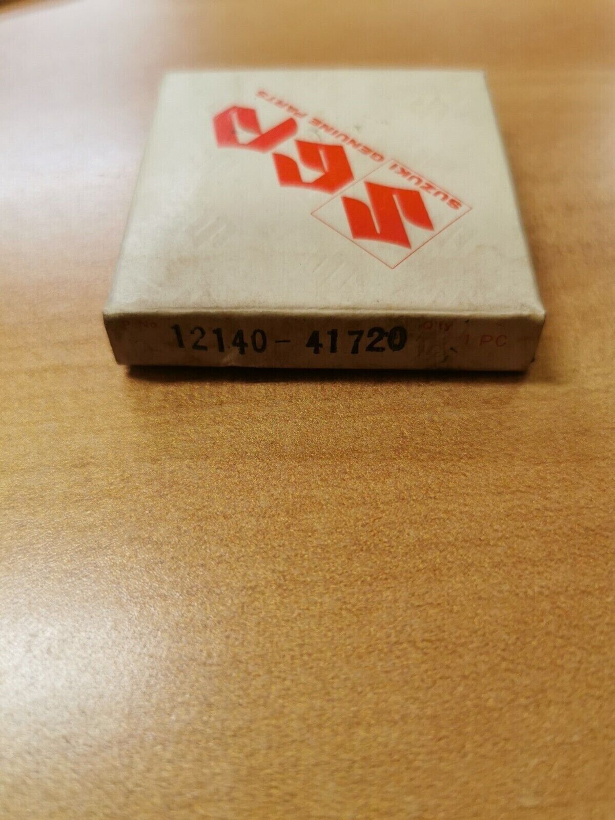 NOS SUZUKI  RM125  1975  PISTON RING  12140-41720  S8