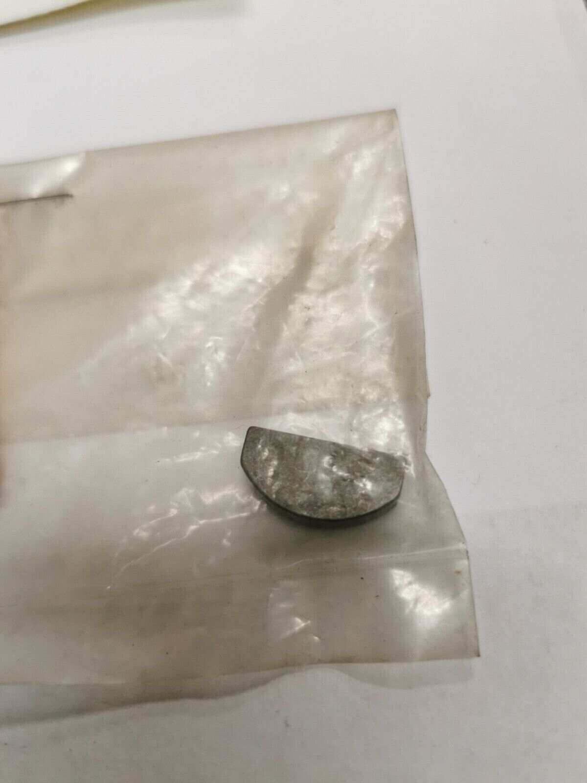 NOS SUZUKI LT250R LT1000S WOODRUFF KEY 08341-31069 S29