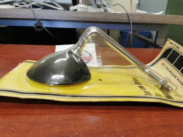 NOS Yamaha XS1100 XS400 XS750 XS250 RIGHT SIDE MIRROR 2H7-26290-00-00 Y179