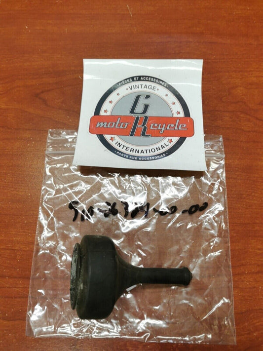 NOS Yamaha MX400 MX250 YZ400 IT465 IT400 IT250 RUBBER CAP 510-26329-00-00 Y91
