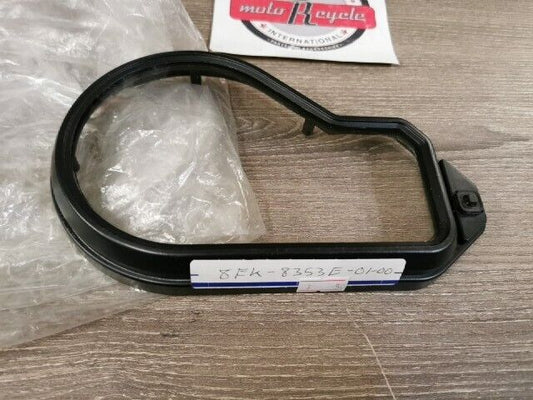 NOS YAMAHA RS90RL SXV60L RX10MJ RS90RW METER UPPER CASE 8EK-8353E-01-00 Y108