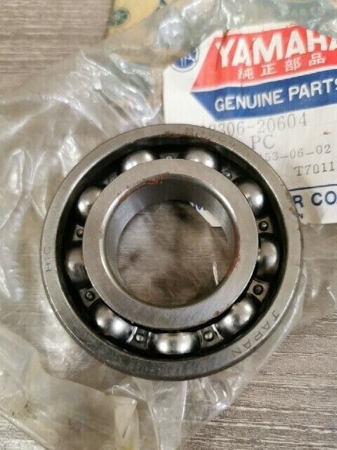 NOS YAMAHA RD400C RD250 DS7 RD350 R5C TR2 R5 BEARING 93306-20604-00 Y149