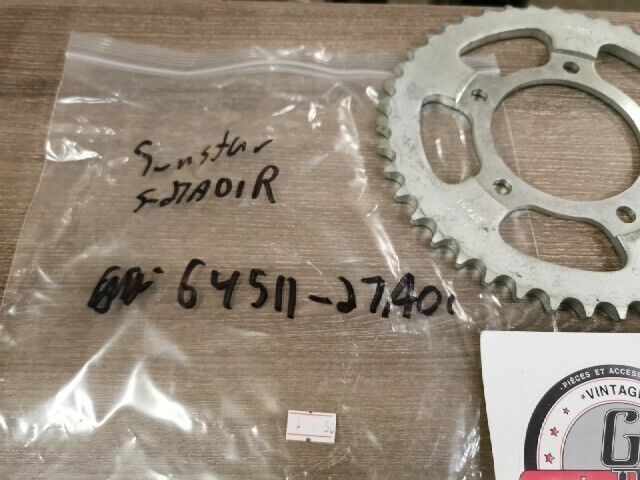 NOS SUNSTAR SUZUKI GSXR750H SPROCKET REAR 42T 5-27A01R J57