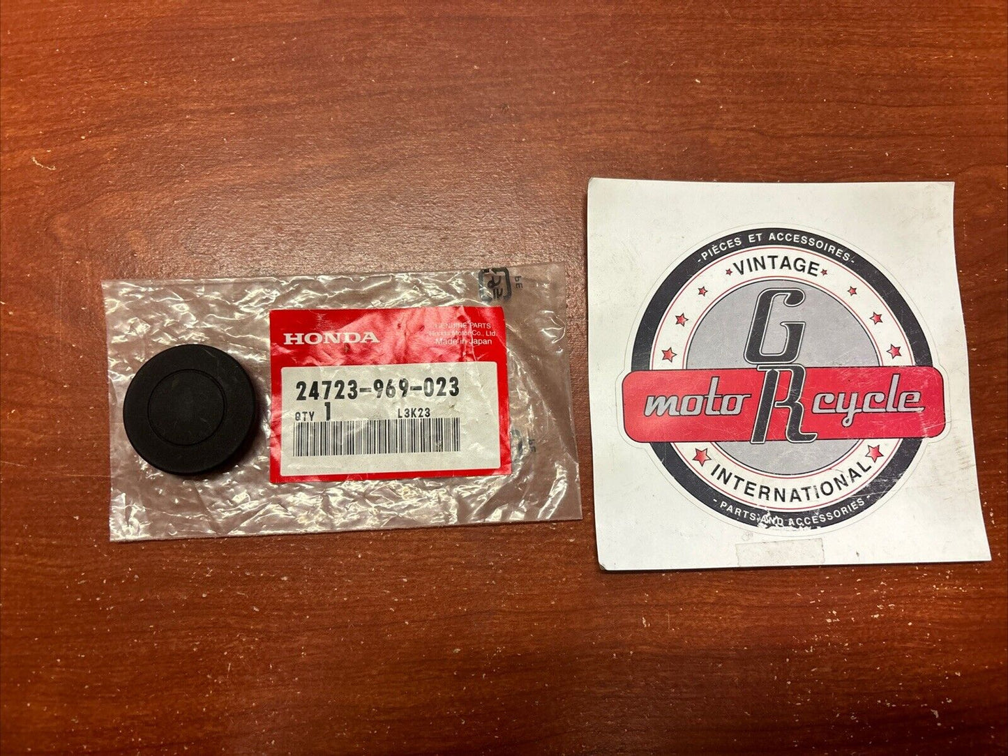 NOS Honda ATC200ES FL350R FL400R TRX200 PROTECTOR CAP 24723-969-023 H141