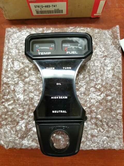 NOS Honda GL1100 PILOT UPPER COVER 37610-463-741 H106