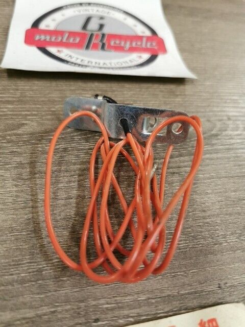 NOS HONDA C92 CS92 SOCKET WINKER  33653-200-000 H92