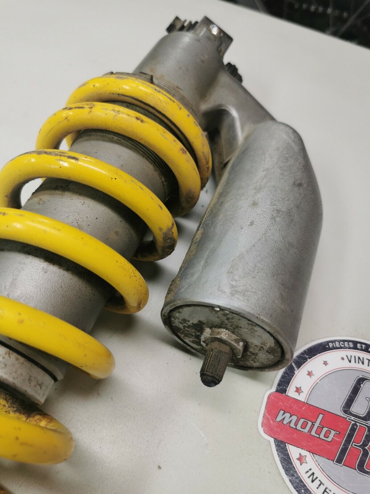 Suzuki RM125 1991 rear shock absorber suspension damper cushion