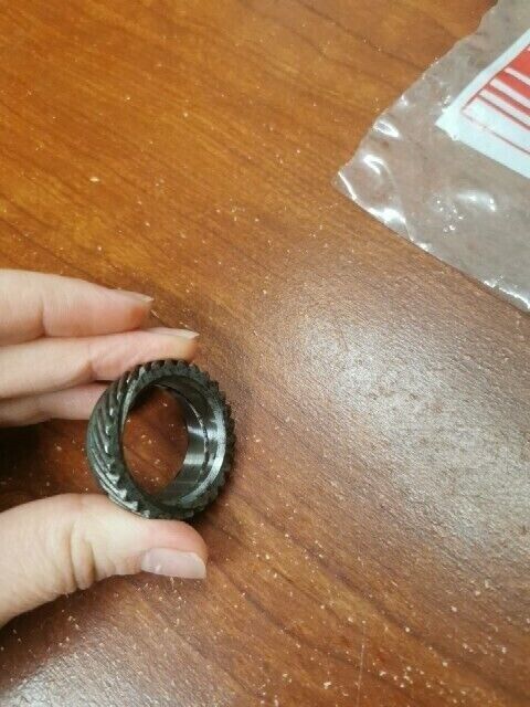 NOS Yamaha SR500 XS1 XS2 XT500 TX650 DRIVE GEAR 306-25135-00-00 Y135