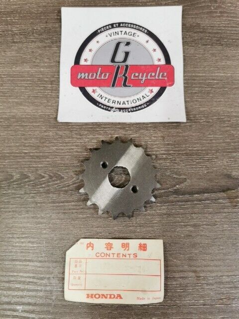 NOS HONDA CA160 CB125 CB160 CL160 SPROCKET 17T 23801-216-810 H76