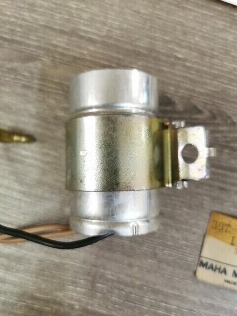 NOS YAMAHA TW200HC XT350J XT350L TW200T XT350 FLASHER RELAY 397-83350-20-00 Y114