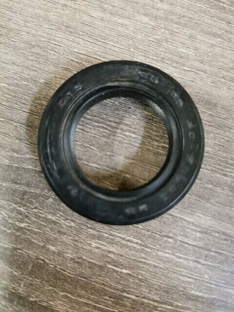 NOS YAMAHA TX650 1970 - 1976 XS2 XS650 1975 - 1979 OIL SEAL 93102-25121-00 Y145