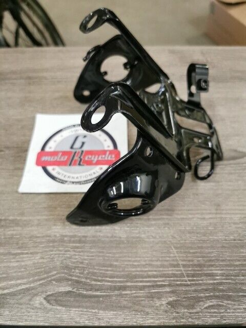 NOS YAMAHA XS400D XS360 1977 XS400 1978 COVER UPPER 1 1L9-23121-01-33 Y160