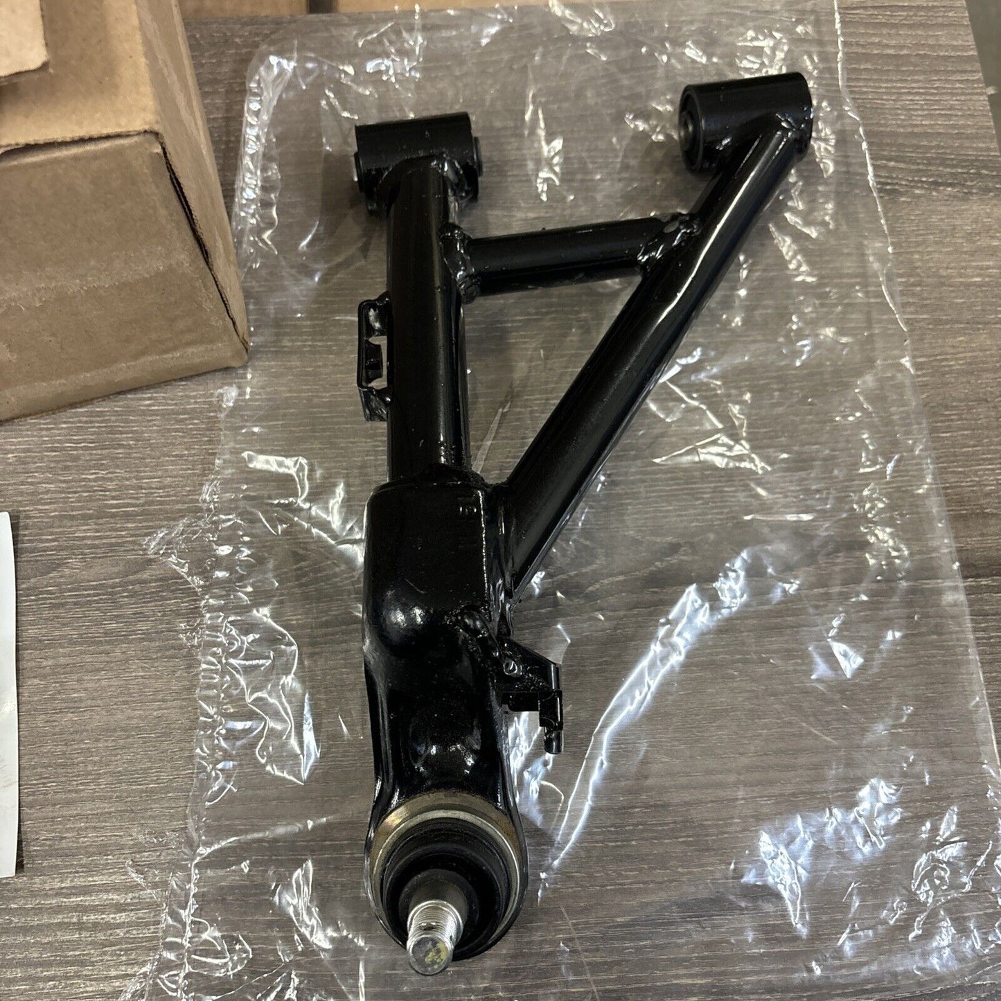 NOS Honda 2006 TRX350FE TRX350FM FRONT LEFT UPPER ARM 51380-HN5-N00 H115