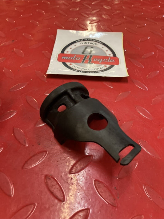 Honda CR250R 1984 fuel tank rubber cushion damper CR125R CR500R