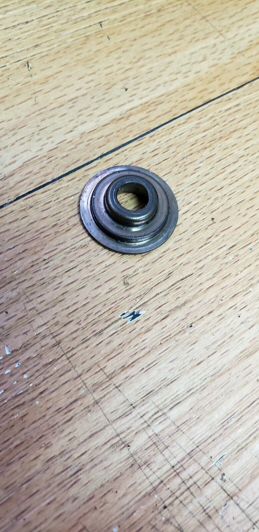 Honda XR350R 1983 valve spring retainer