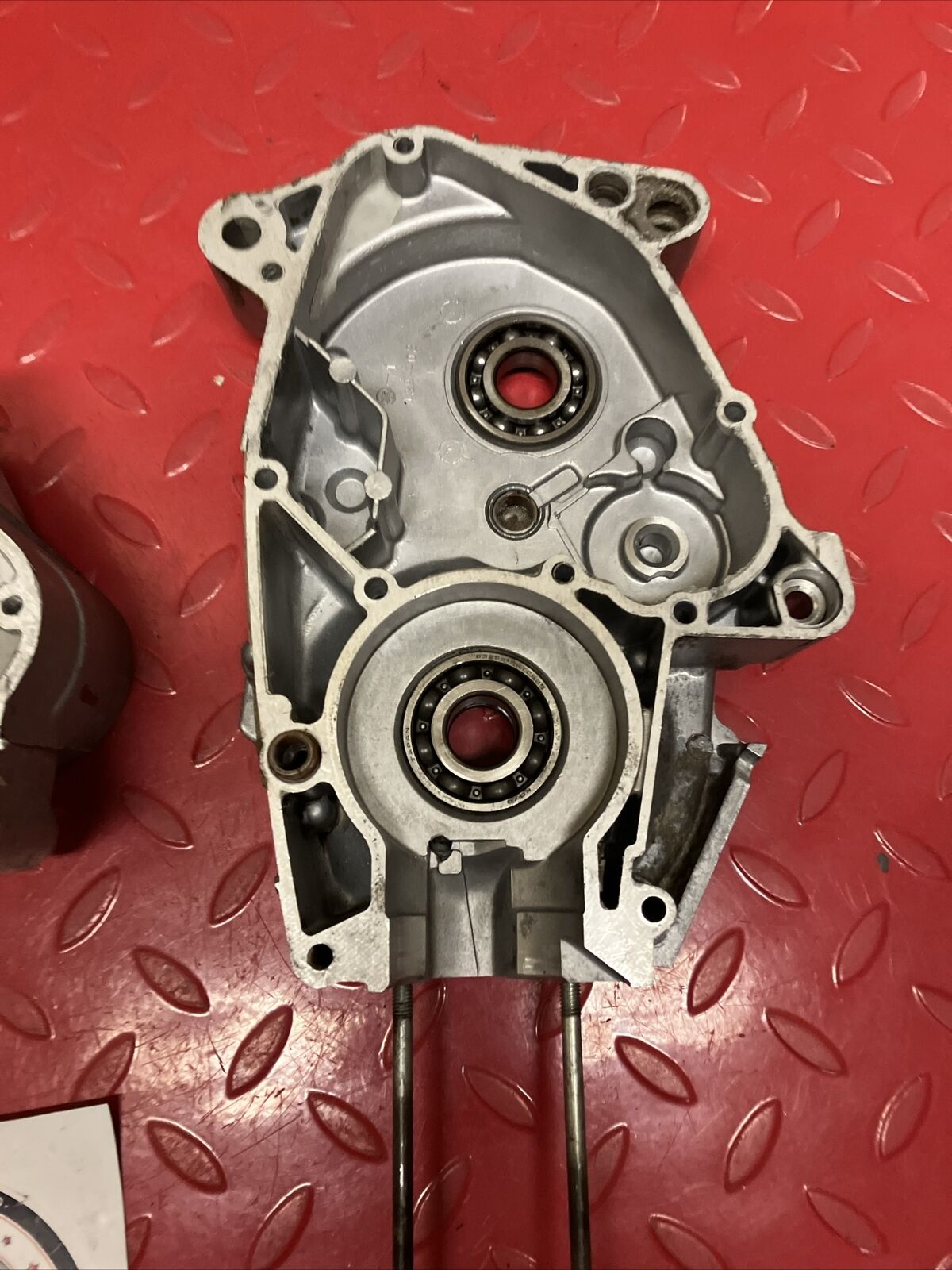 Yamaha LB50 1975 1F1 Chappy 50 crankcase set left right