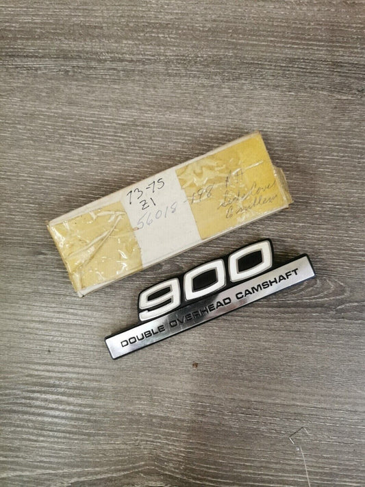 NOS KAWASAKI Z1 900 1973 - 1975 Side Cover Emblem 56018-198 K28