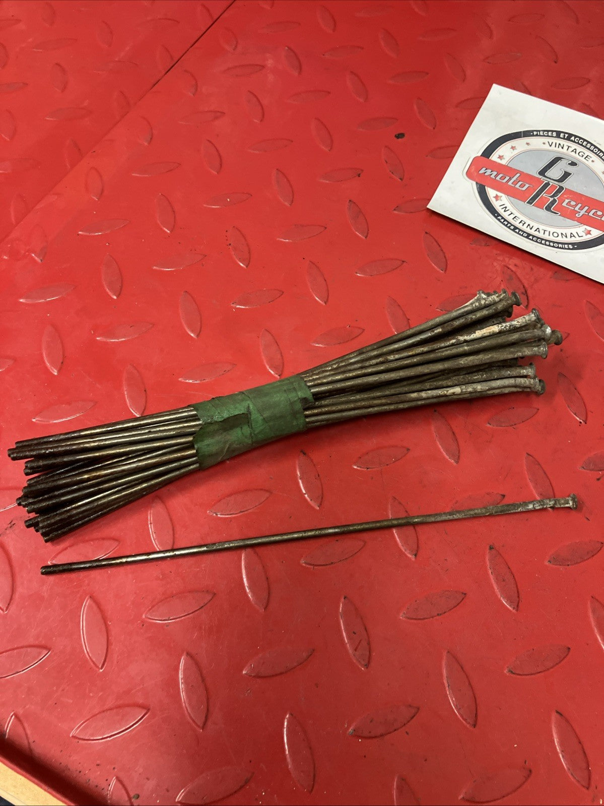 Honda CR250R 1984 Front wheel spokes QTY:34 CR125R CR500R