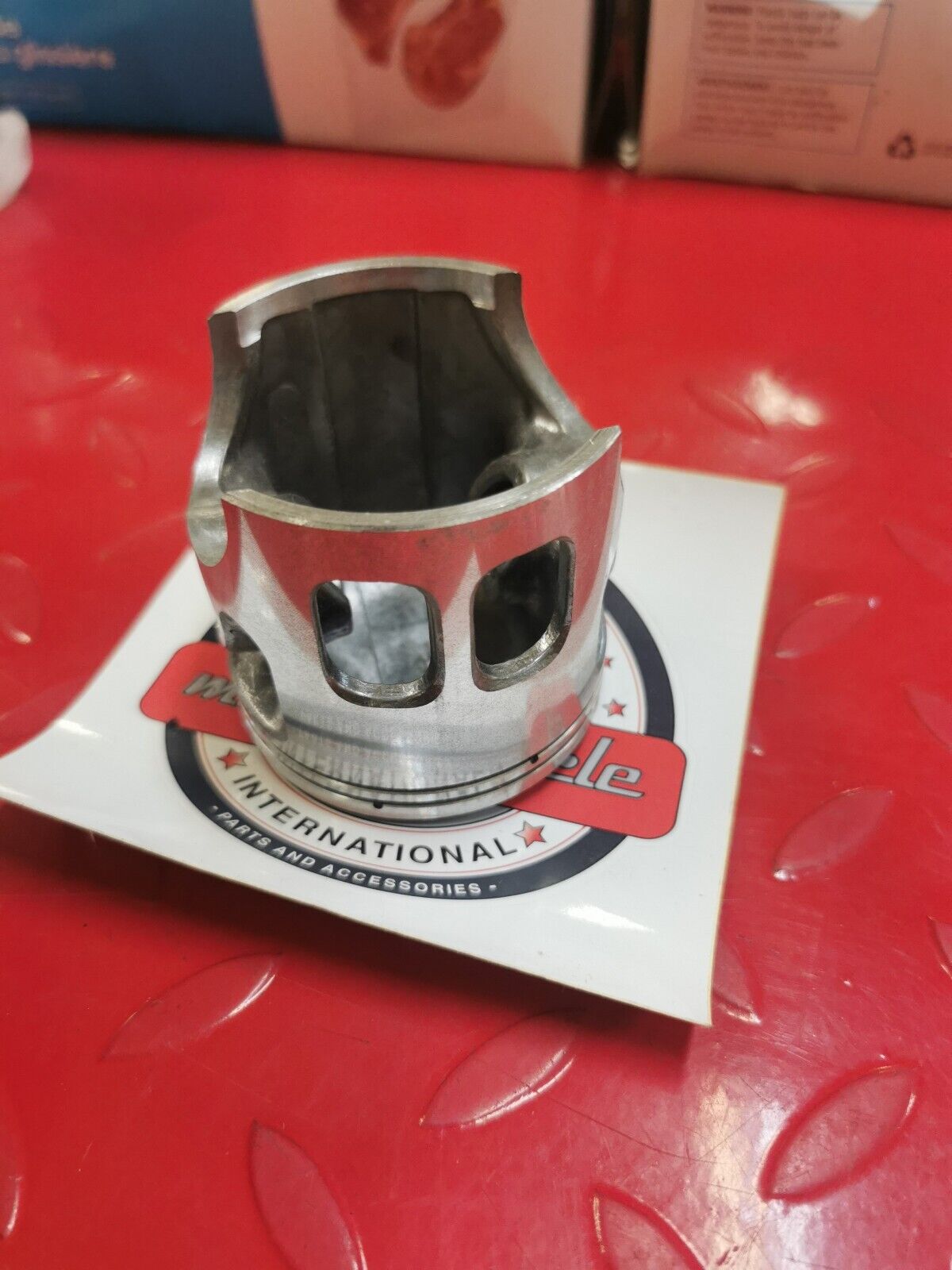 NOS Yamaha DT175 MX175 OVERSIZED PISTON 2N5-11636-00-00 Y17