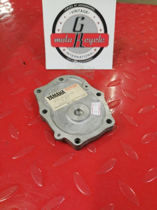NOS YAMAHA XS650 1977  STARTER GEAR COVER 306-15431-00-00  Y50