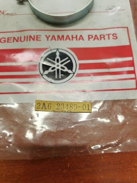 NOS Yamaha FORK BOOT CLAMP 2A6-23489-01-00 SUB 2A6-23489-00 3RW-23192-00-00 Y121