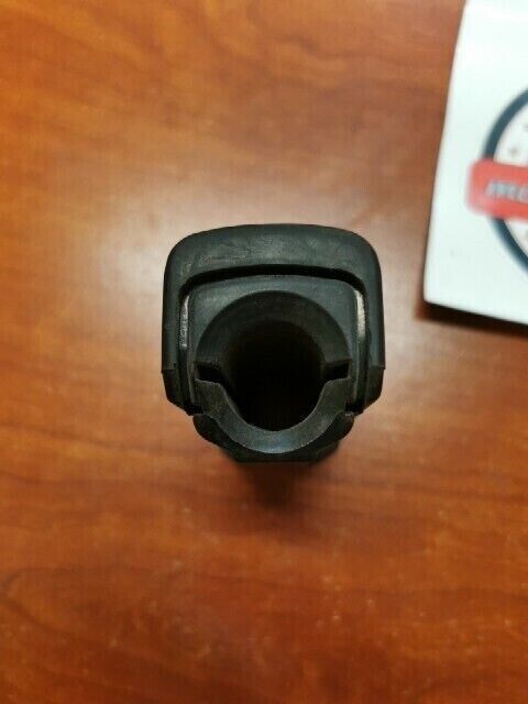 NOS Honda CB1100F CB750SC CB700SC CB650 PILLION FOOTPEG RUBBER 50715-MJ1-000 H99