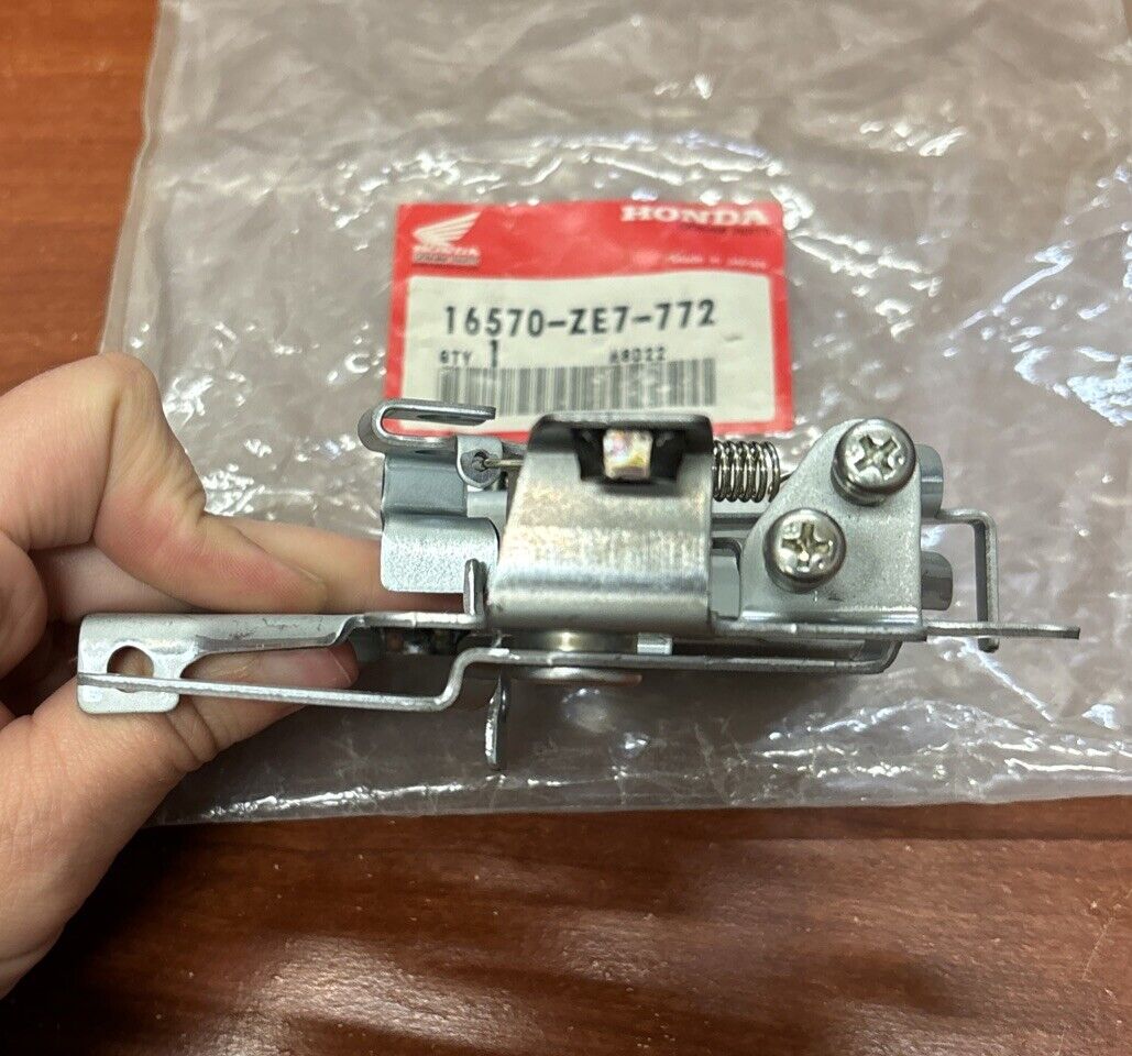 NOS Honda GXV160 CONTROL 16570-ZE7-772 H149