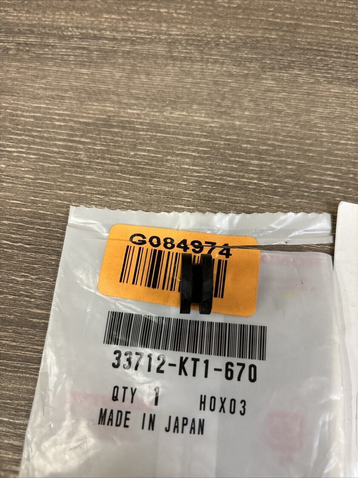NOS Honda CB1300 CB600F2 CBR1000RR CBR600RR TAILLIGHT RUBBER 33712-KT1-670 H117
