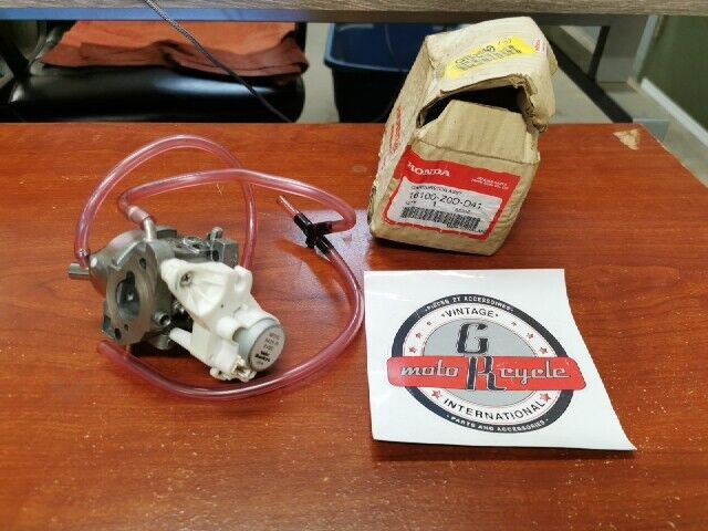 NOS Honda EU2000 CARBURETOR 16100-Z0D-D41 H108