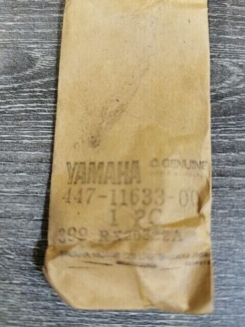 NOS YAMAHA TT250J XT250K SR250G XS650G XT250H PISTON PIN 447-11633-00-00 Y168