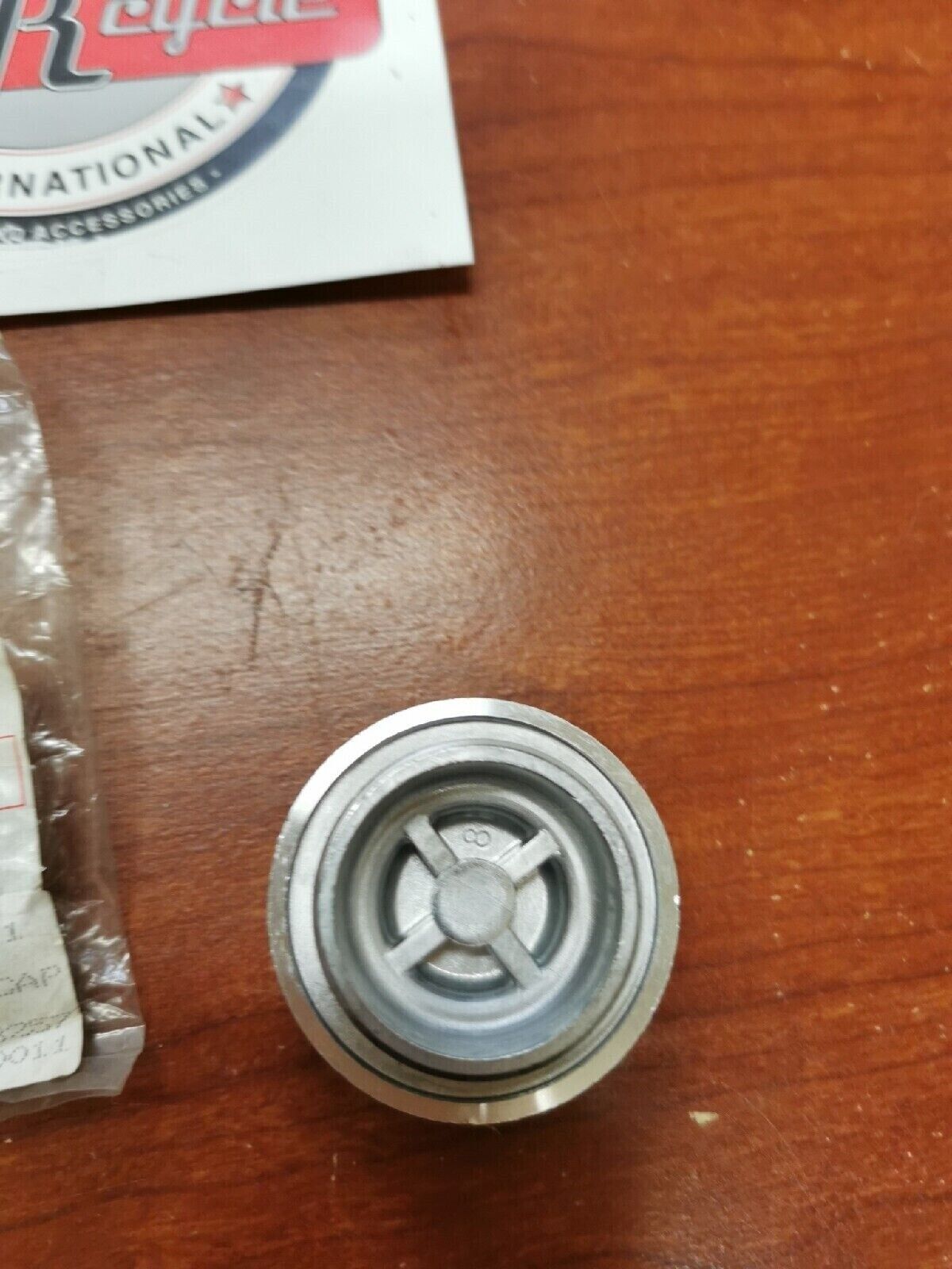 NOS Kawasaki VN750 ZG1200 ZG1000 KLF300 OIL FILLER CAP PLUG 92066-1006-7J K25