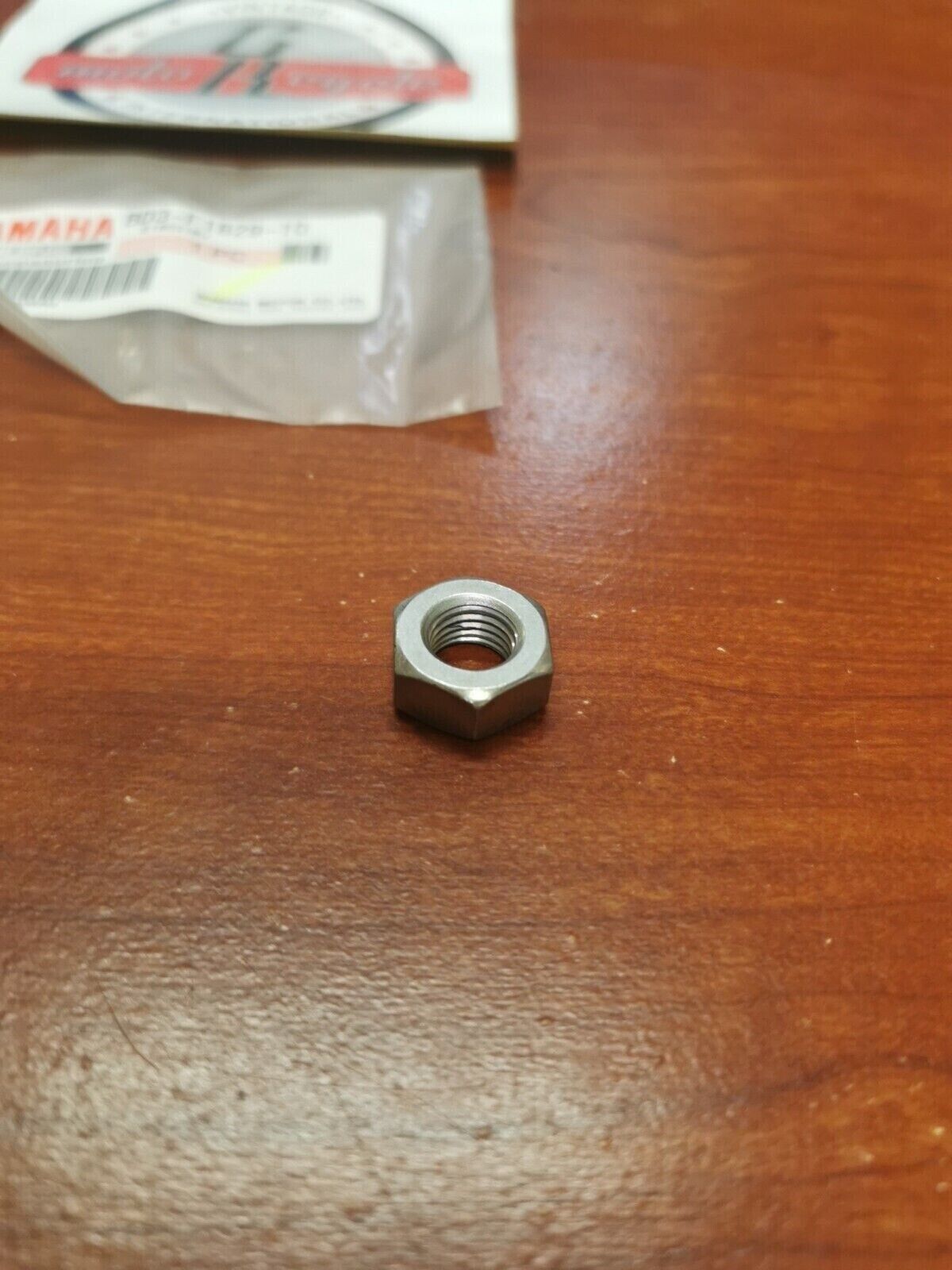 NOS Yamaha YFZ50 YFM09 NUT BD3-F1829-10-00 Y82