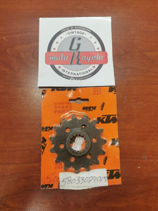NOS KTM LC4 ENGINE SPROCKET 15T 58033029015 KT3