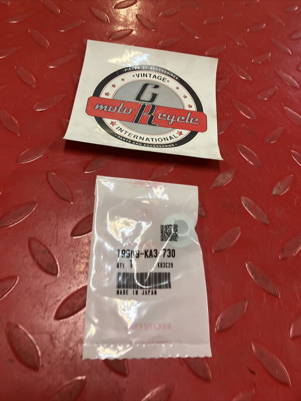 NEW Honda CR125R CR250R CR500R radiator shroud collar bushing 19509-KA3-730 H99