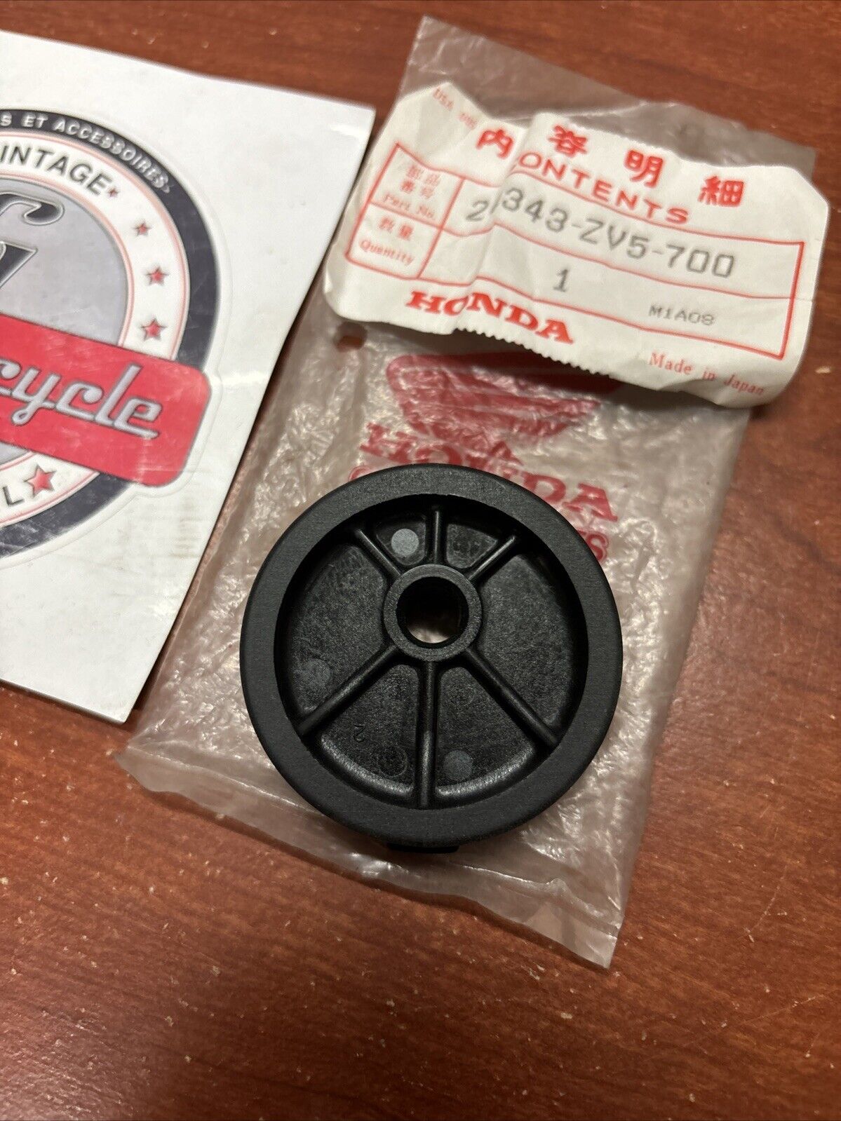 NOS Honda BF35 BF40 BF45 BF50 SEAL HOLDER 24343-ZV5-700 H180
