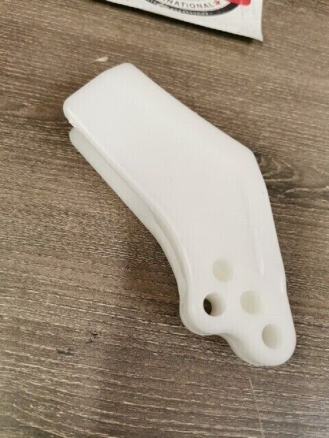 NOS YAMAHA YZ80 1984 - 1992 SUPPORT CHAIN 39K-22199-00-00 Y104