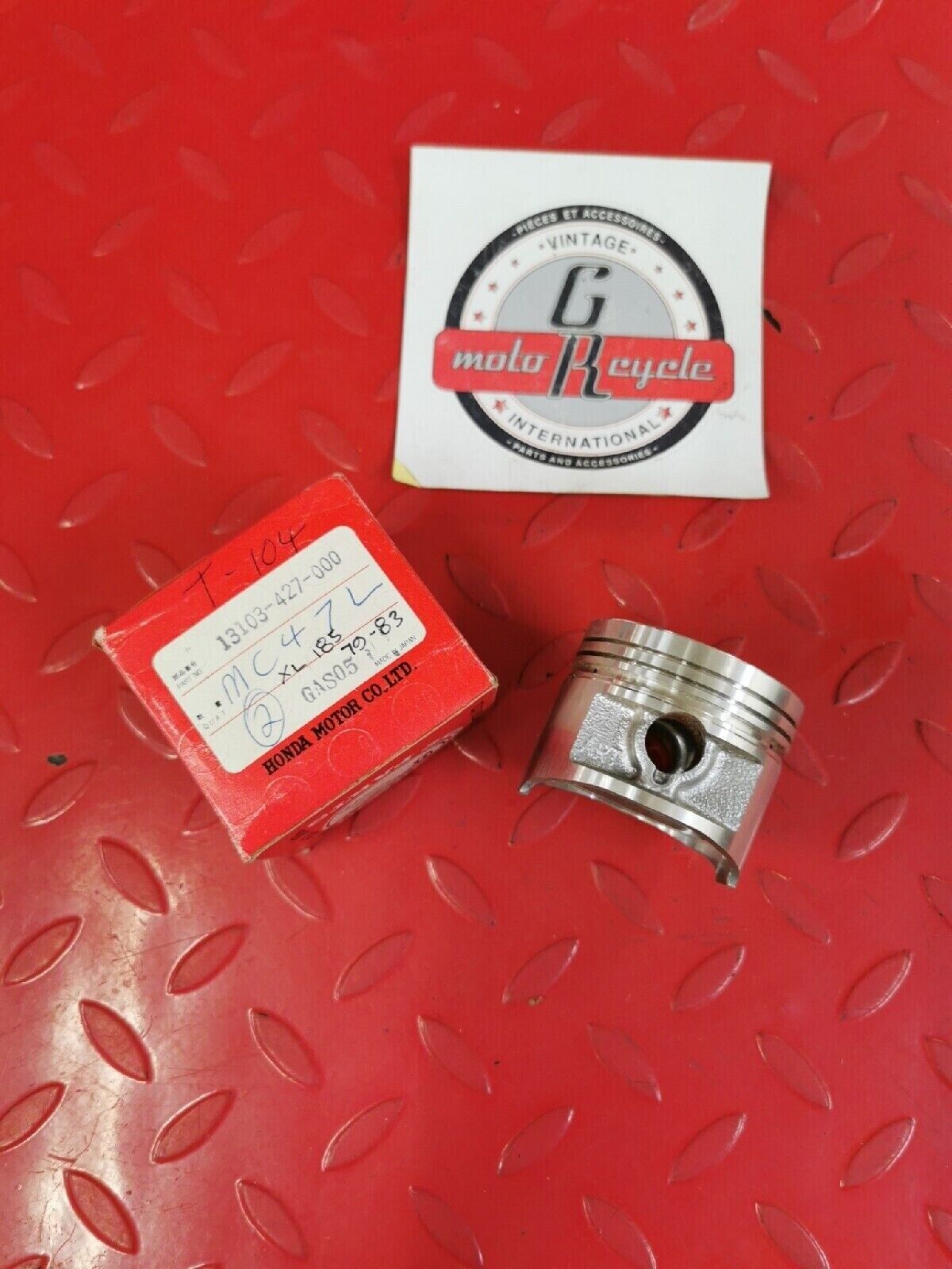 NOS HONDA XL185 1979 - 1983 PISTON 0.50 13103-427-000 H40