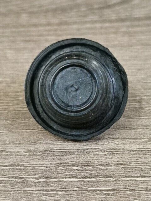 NOS SUZUKI LT125 LT250R RM125 RM250 RM80 RMX250 T20 PLUG SET09200-20810 S53